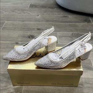 Elegant Lady Couture Silver Slingback Heels with Rhinestones